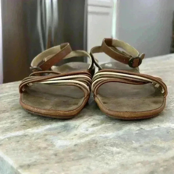 KEEN Tan/Brown Adjustable Stap Outdoor/Comfort Emerald City Sandal II. Size 9 - Picture 9 of 12